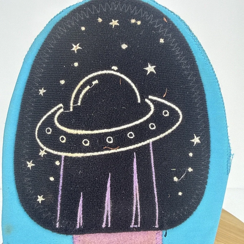 Aria - Absolutely Ridiculous Alien 2.0 Sliding Mitt Standard Size